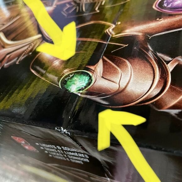 Marvel Avengers Legends Gear INFINITY GAUNTLET Articulated ELECTRONIC FIST NIB - Picture 7 of 13